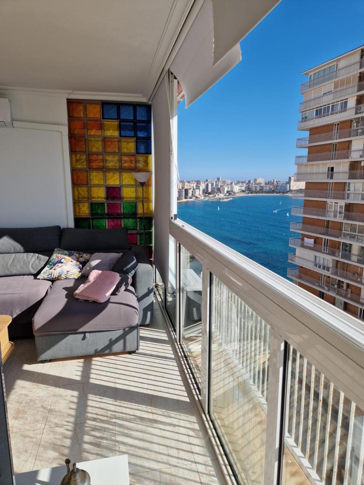 アリカンテVistas Al Mar. Gran Salon. Playa A 1 Minuto. Wifiアパートメント エクステリア 写真