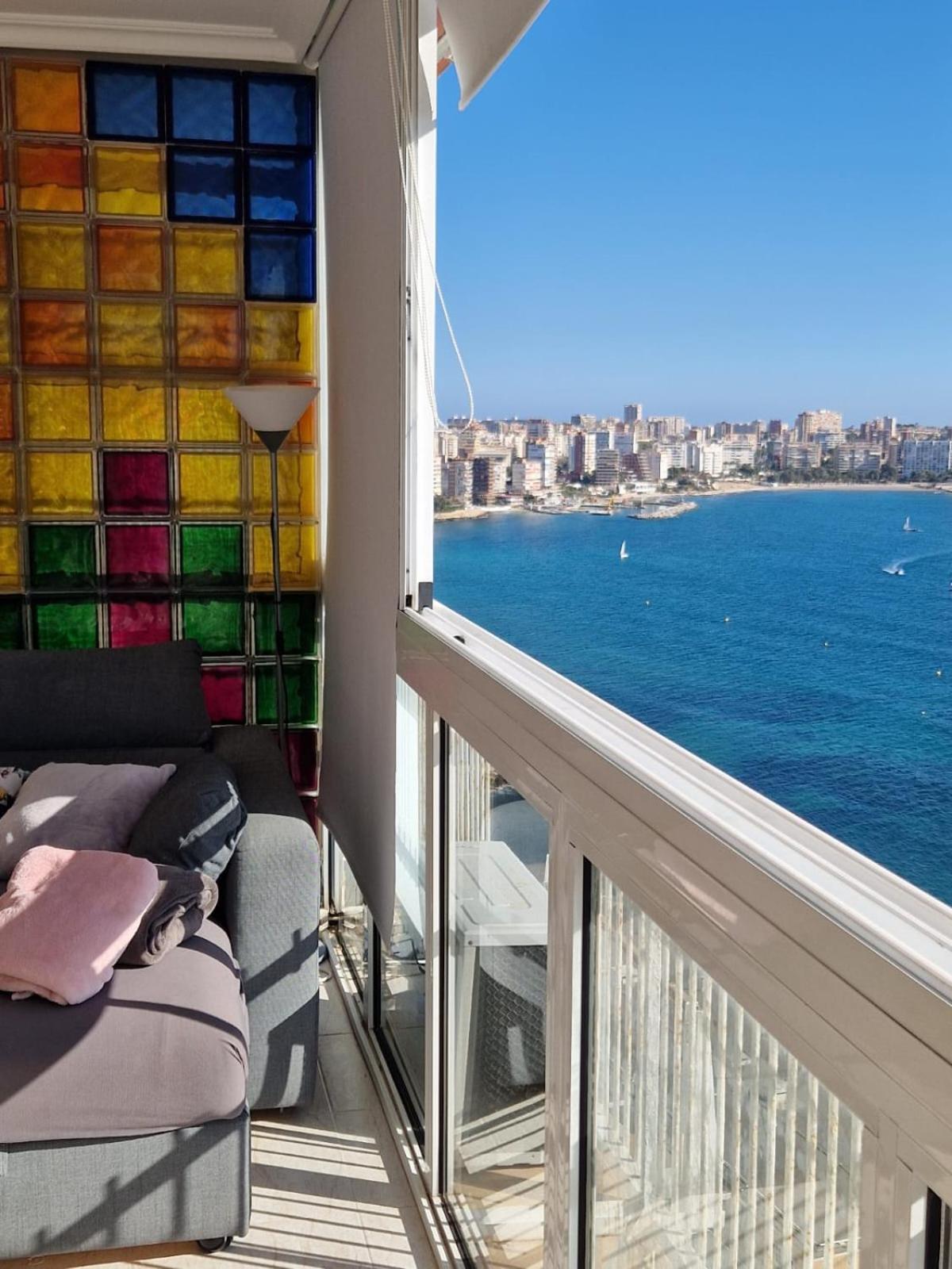アリカンテVistas Al Mar. Gran Salon. Playa A 1 Minuto. Wifiアパートメント エクステリア 写真